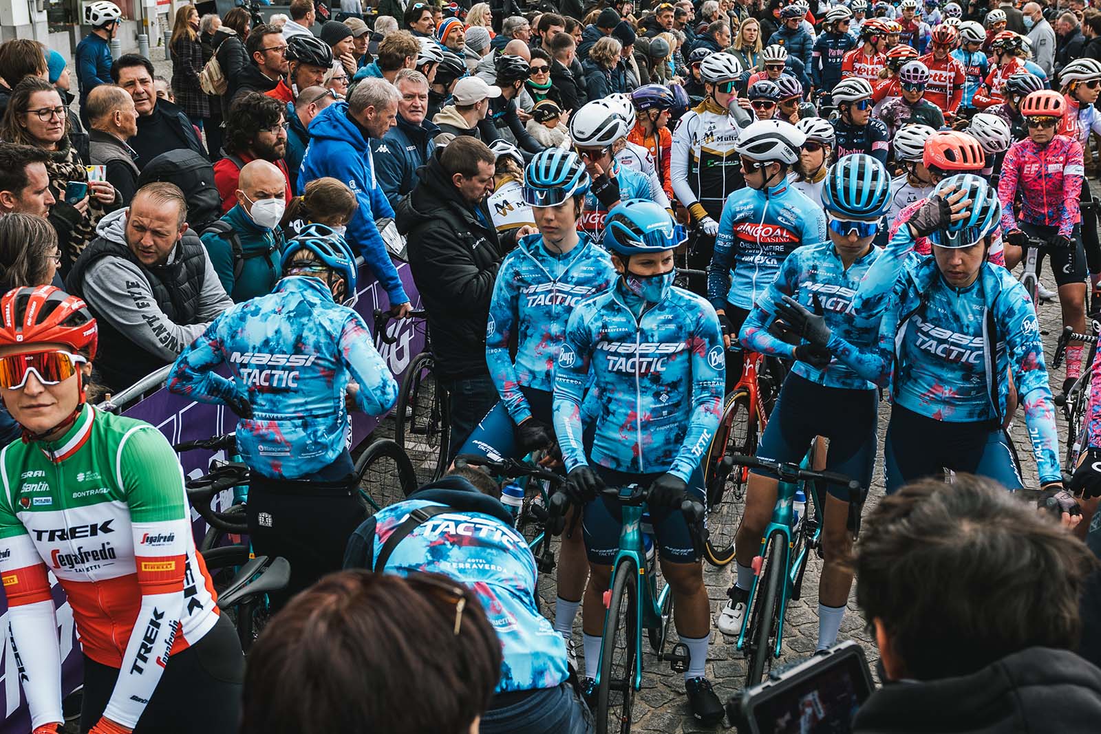 Massi-Tactic women's UCI team at the tour of Flanders in Oudenaarde