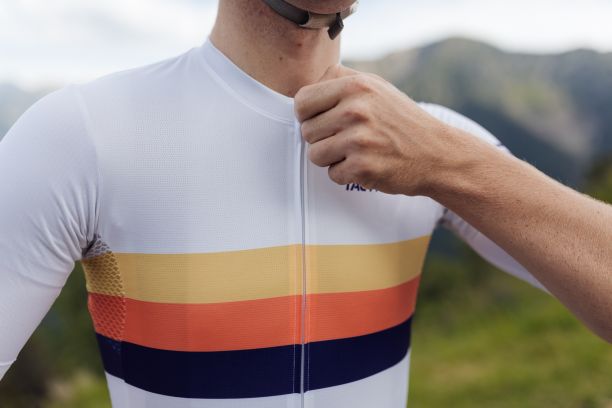 HARD DAY MAILLOT HQ WHITE