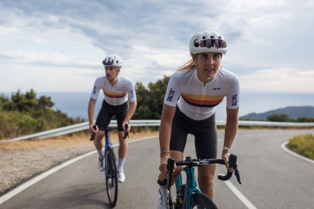 WOMAN HARD DAY MAILLOT HQ WHITE