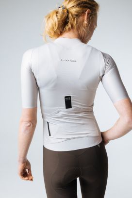 Signature Short Sleeve Jersey Beige