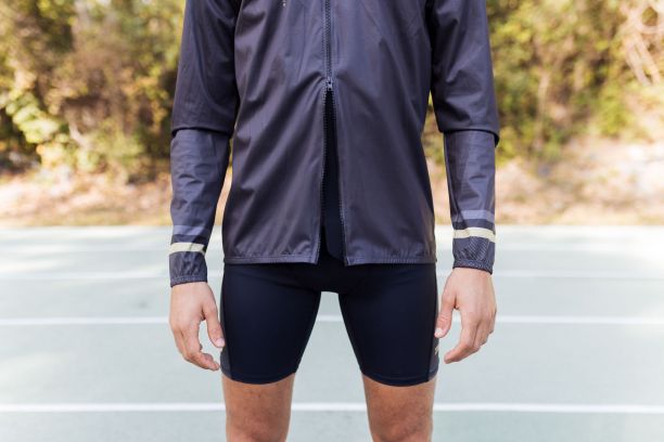 UNISEX WINDBREAKER WITH HOOD